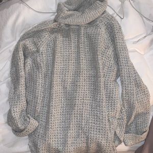 Grey turtleneck